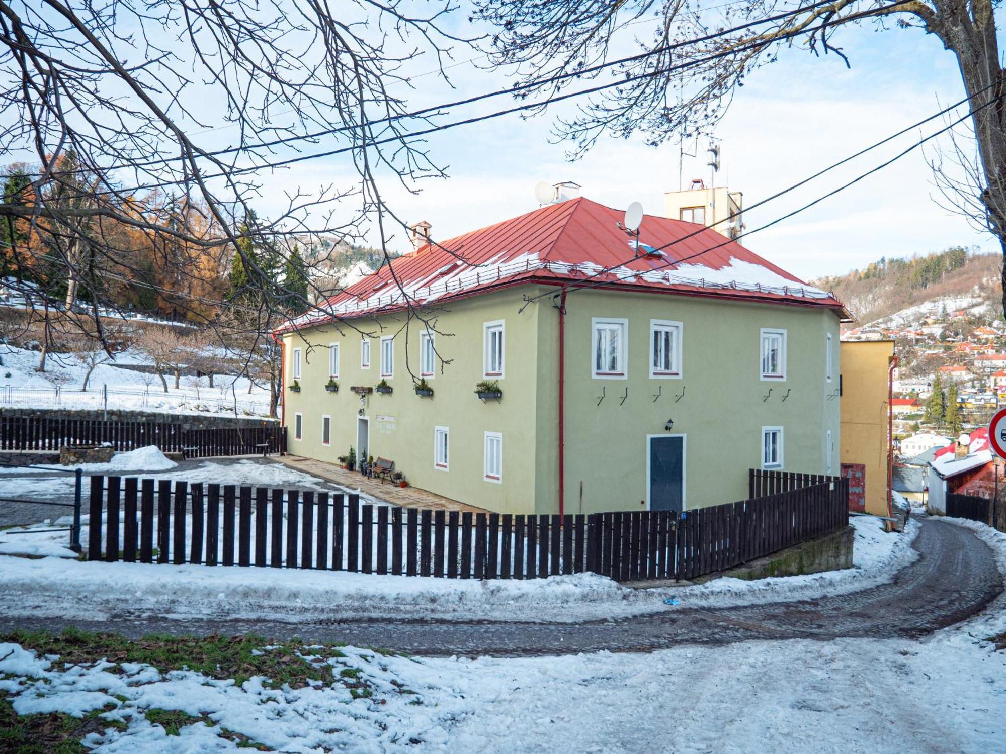 Frauenberg Apartment Banska Stiavnica Luaran gambar