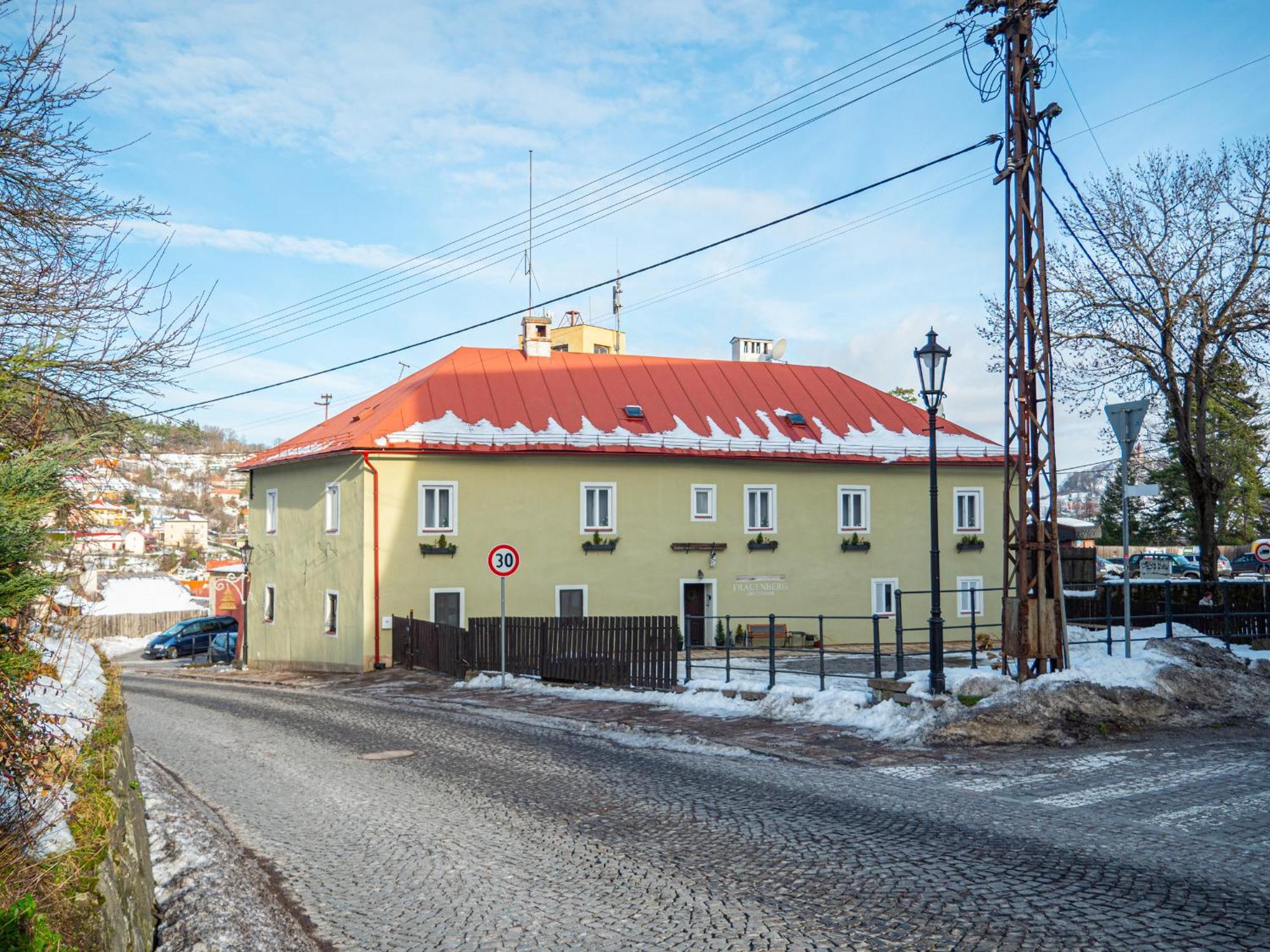 Frauenberg Apartment Banska Stiavnica Luaran gambar